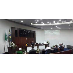 Vereadores de Campo Largo iniciam trabalhos com eleição dos componentes da mesa diretiva